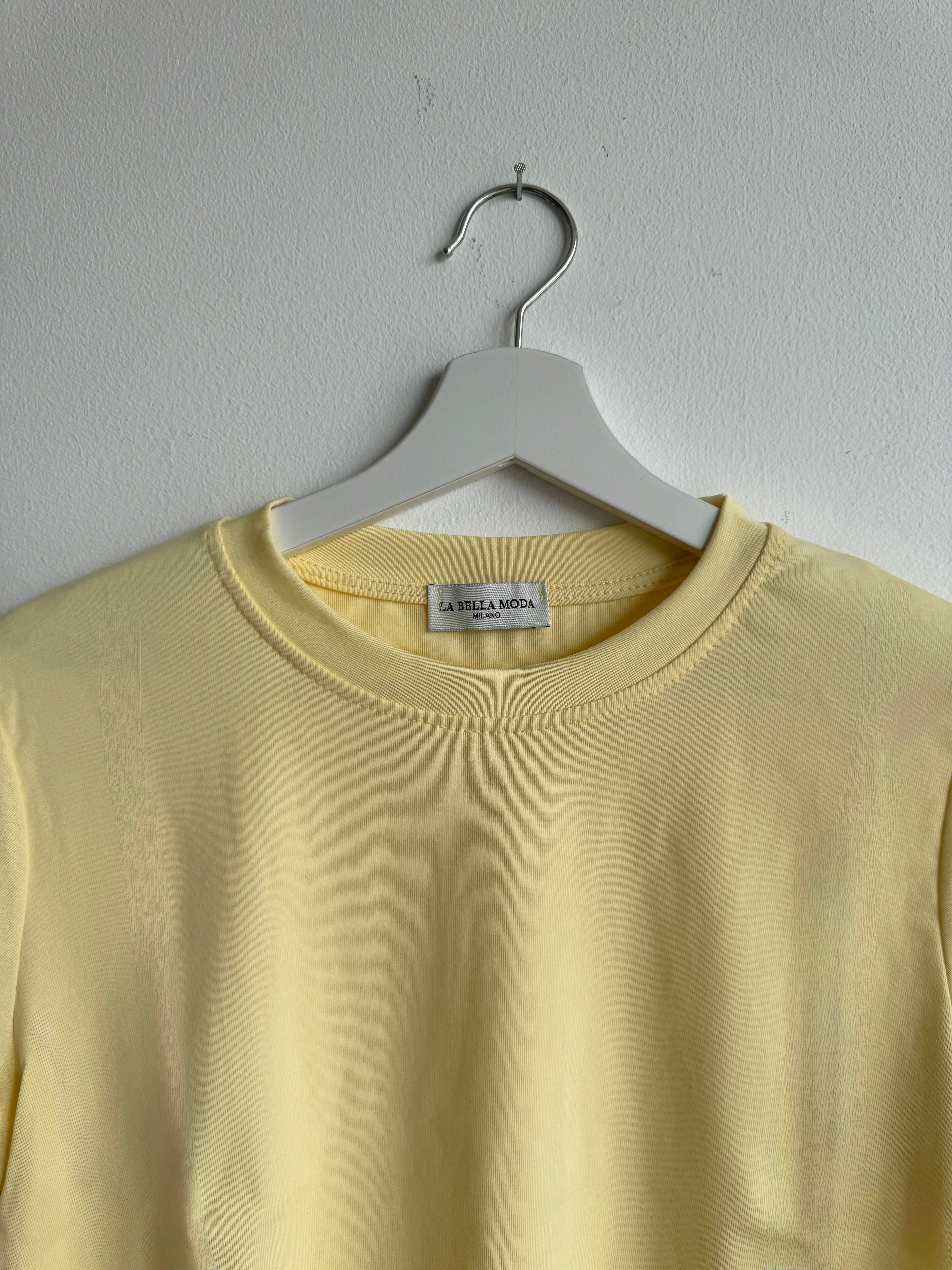 Basic T-Shirt - Buttergelb
