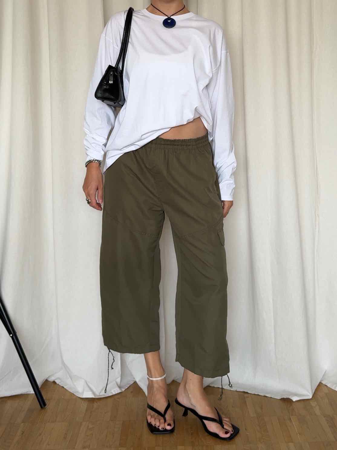 Capri Cargo Hose von Superpros - Olivgrün