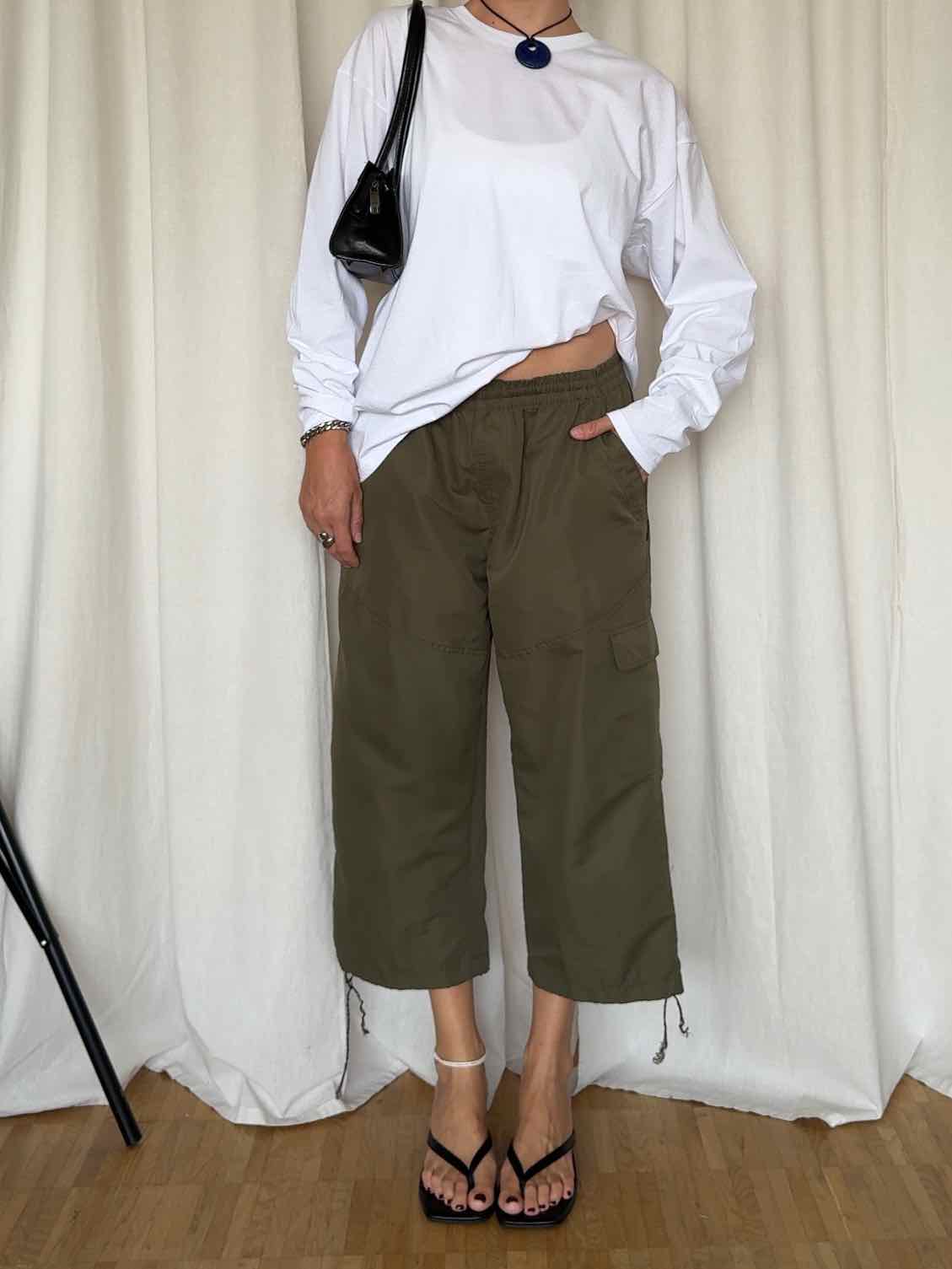 Capri Cargo Hose von Superpros - Olivgrün