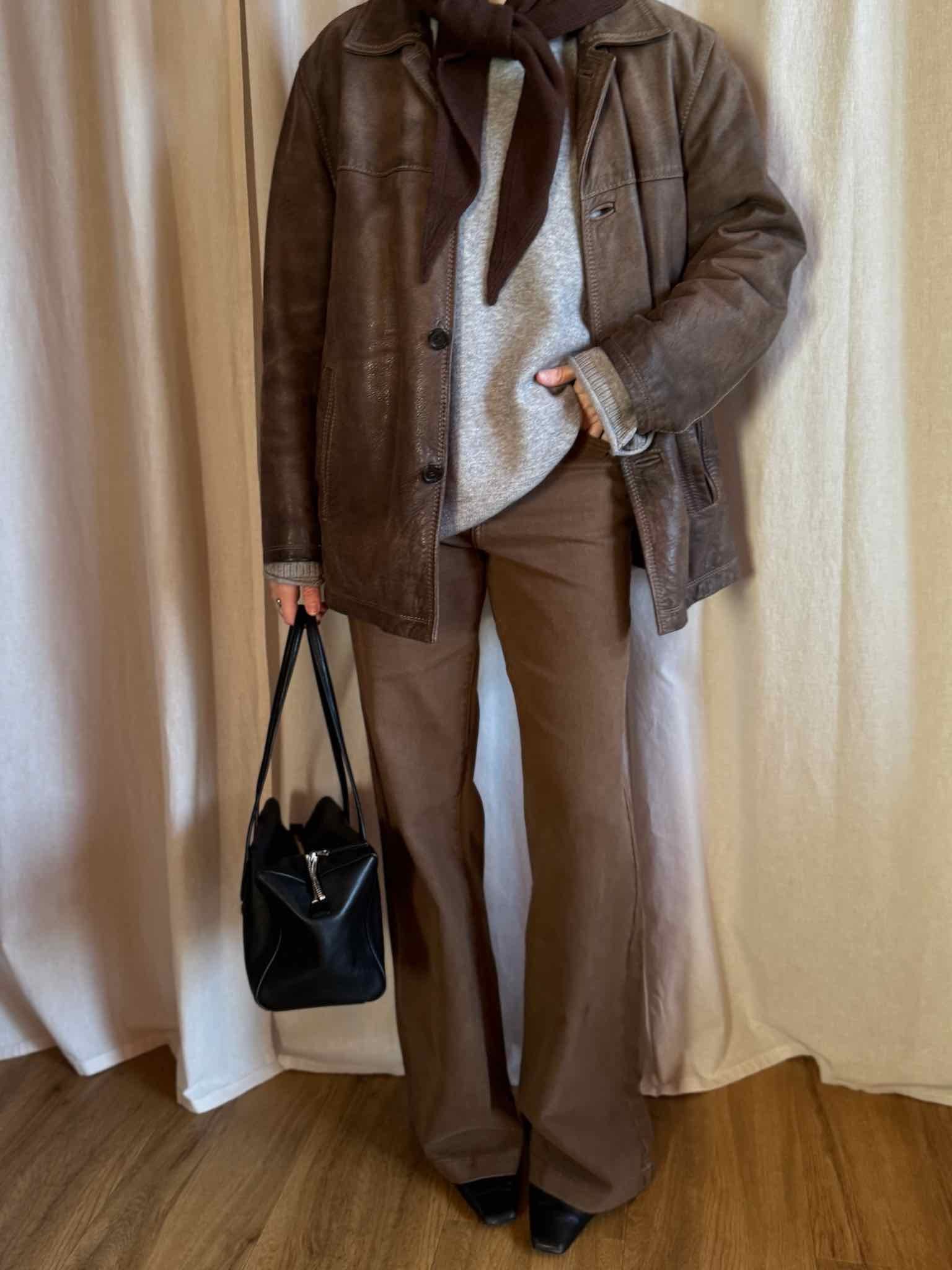 Jeans mit leichtem Schlag - Camel
