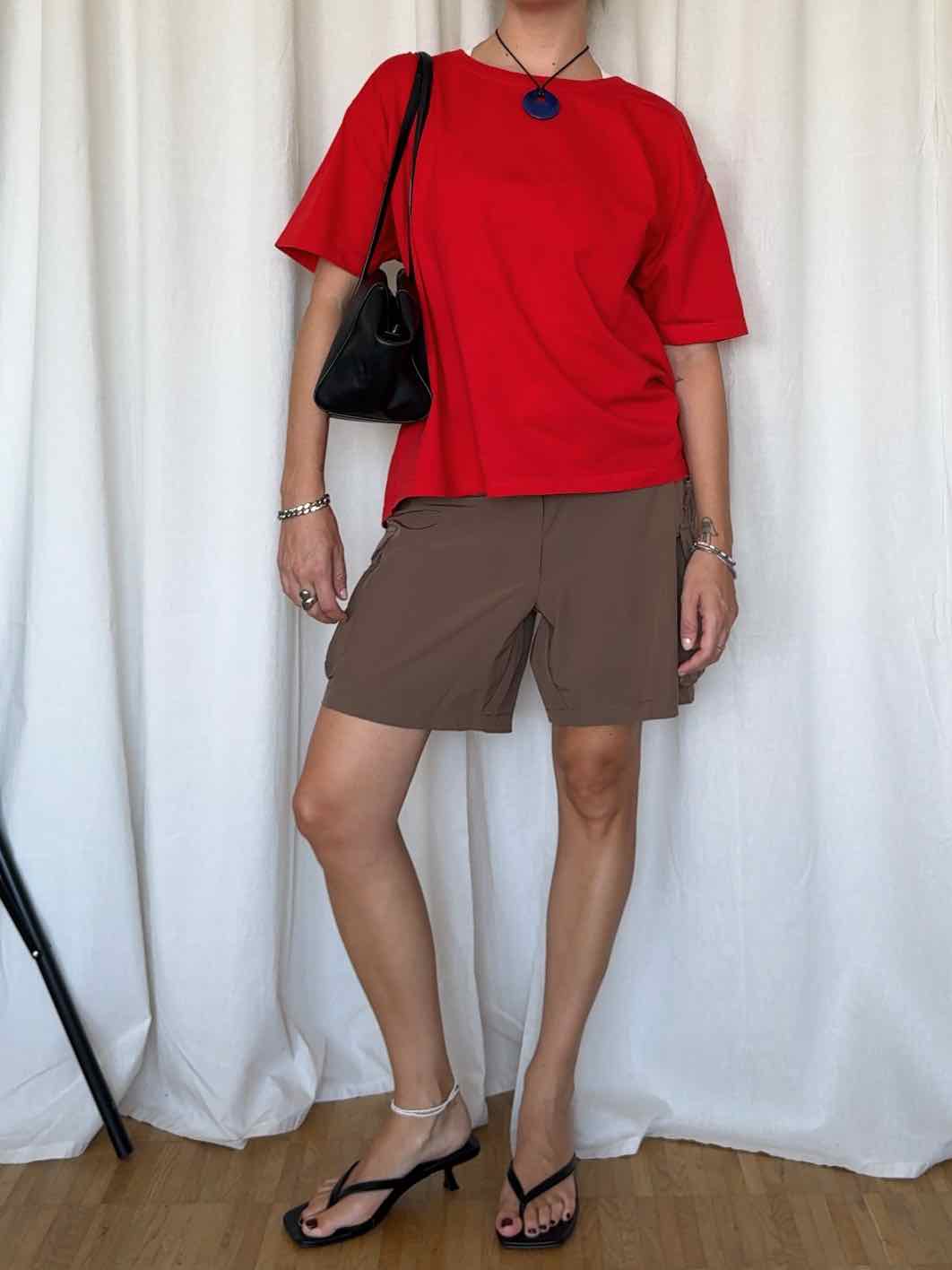 Oversize T-Shirt von American Vintage - Rot