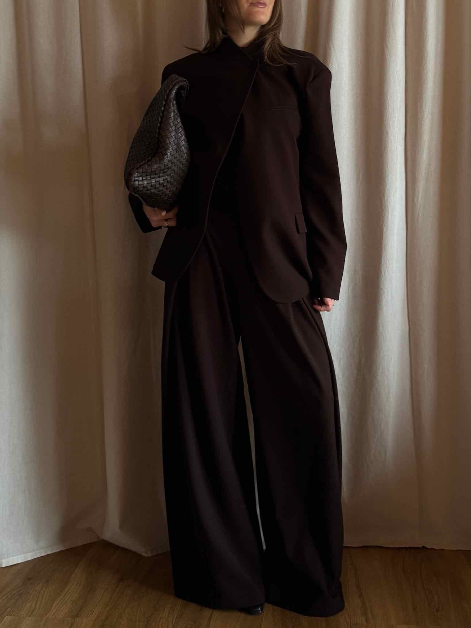 Sakko mit Asymmetrischem Schnitt - Braun