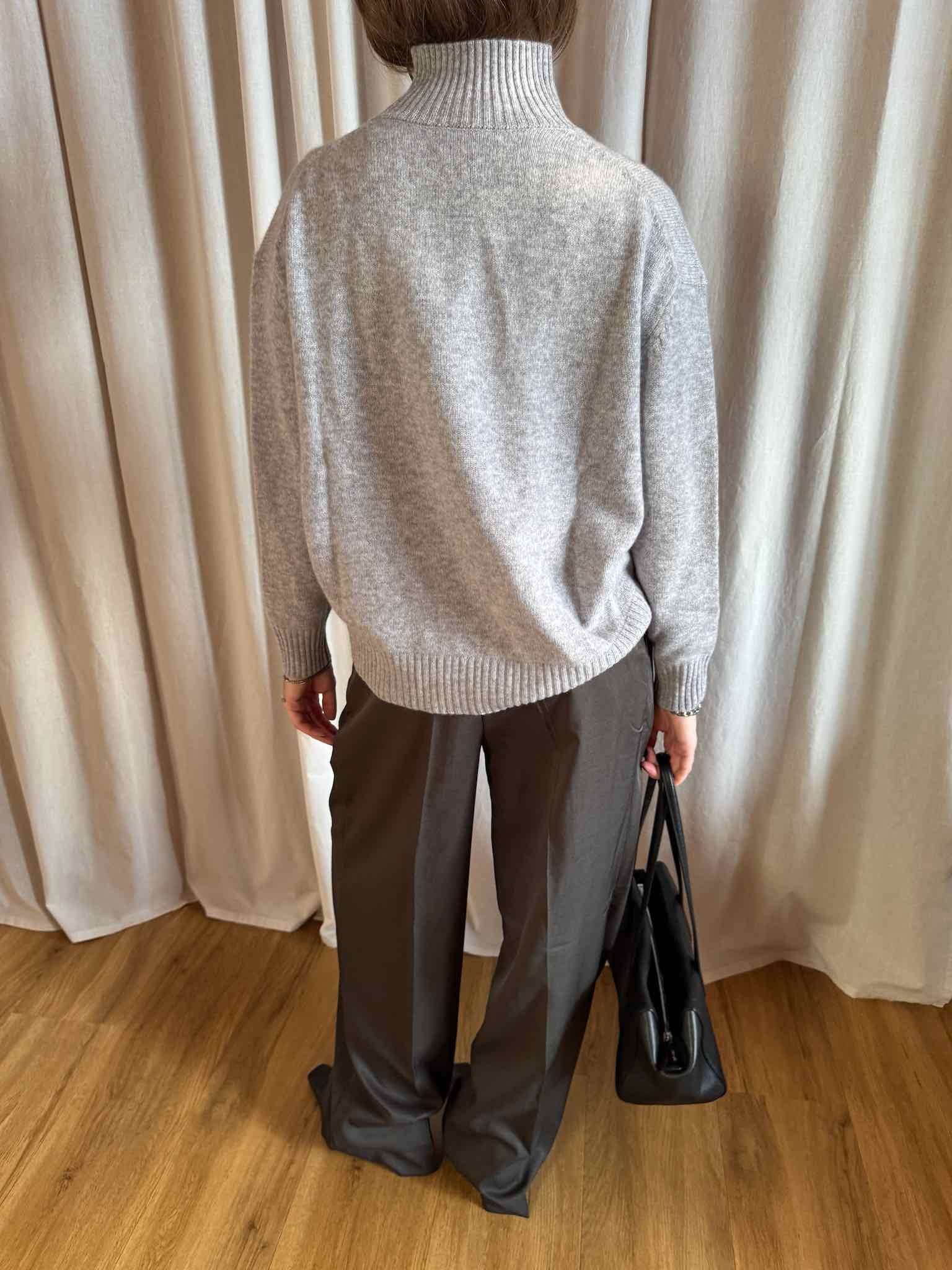 Stoffhose mit Wrap-Front - Olivgrau