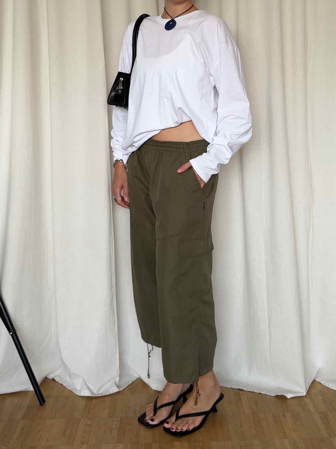 Capri Cargo Hose von Superpros - Olivgrün